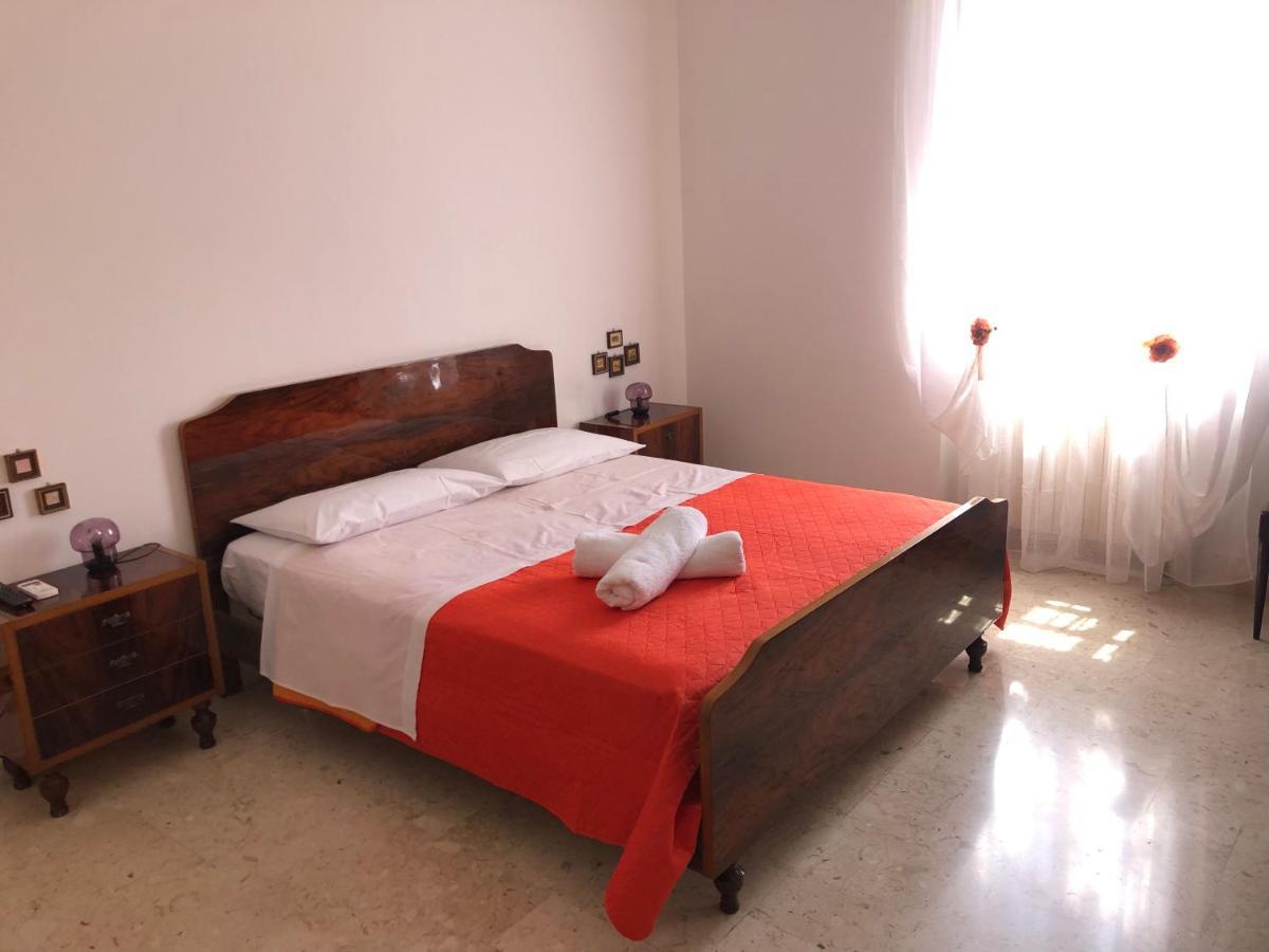 Dimora Sofia Bed & Breakfast Monopoli Exterior photo
