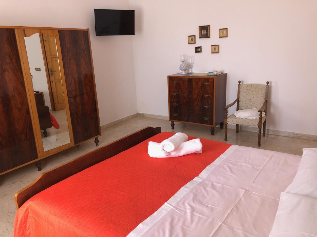 Dimora Sofia Bed & Breakfast Monopoli Exterior photo